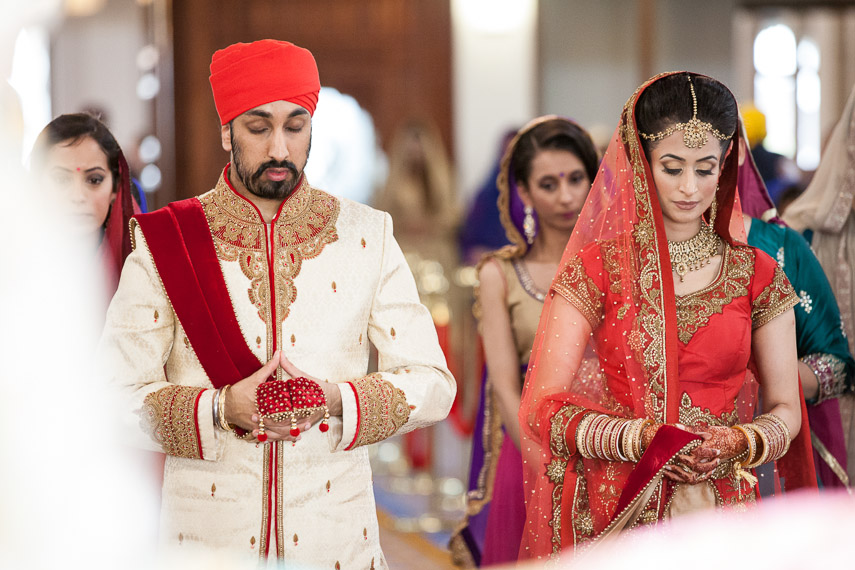 Female Asian Wedding Photographer for Sikh Wedding Ceremony